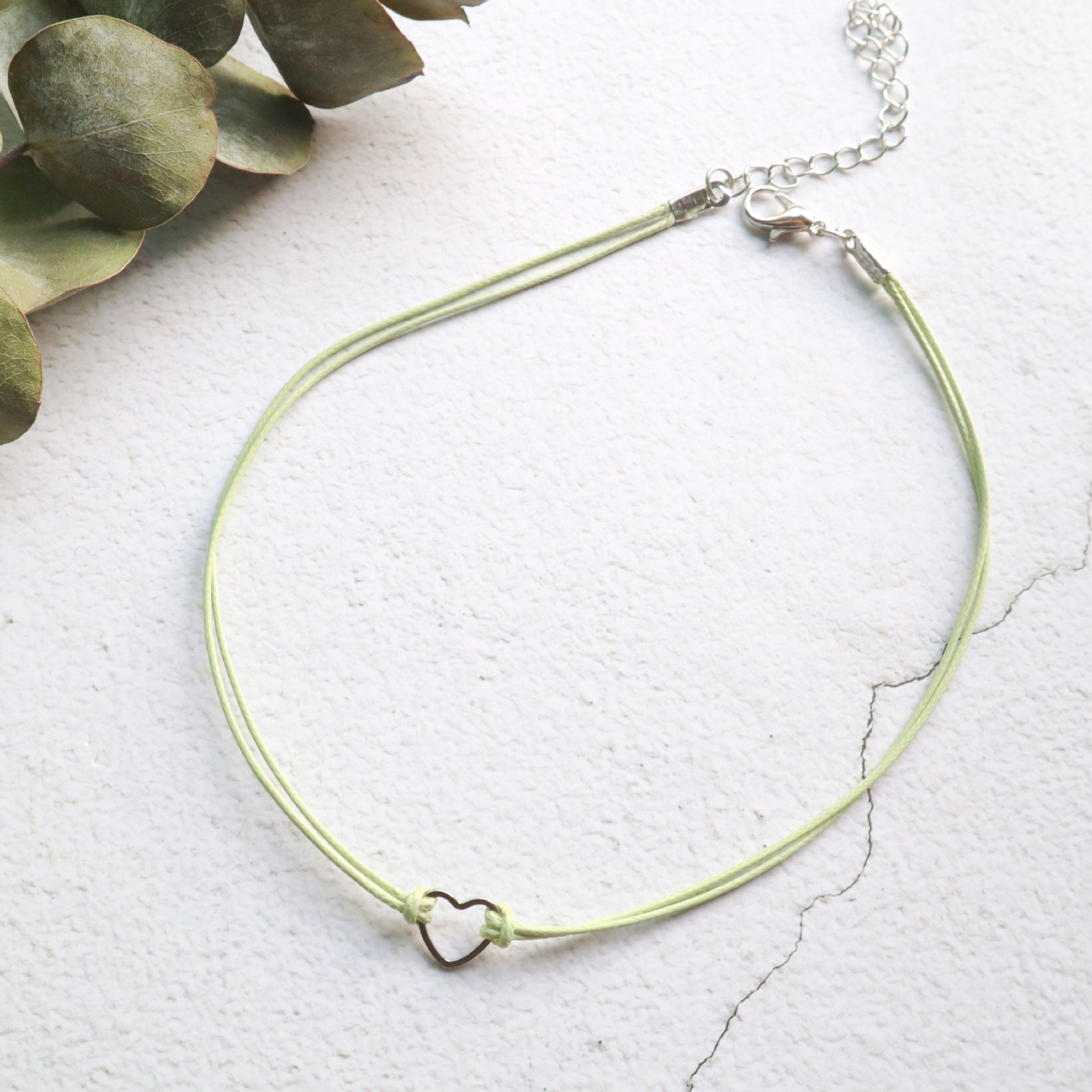 New Accessories Spring Color Super Fairy Mori Girl Crystal Green Leaf Pendant Choker Necklace Clavicle Chain Necklace