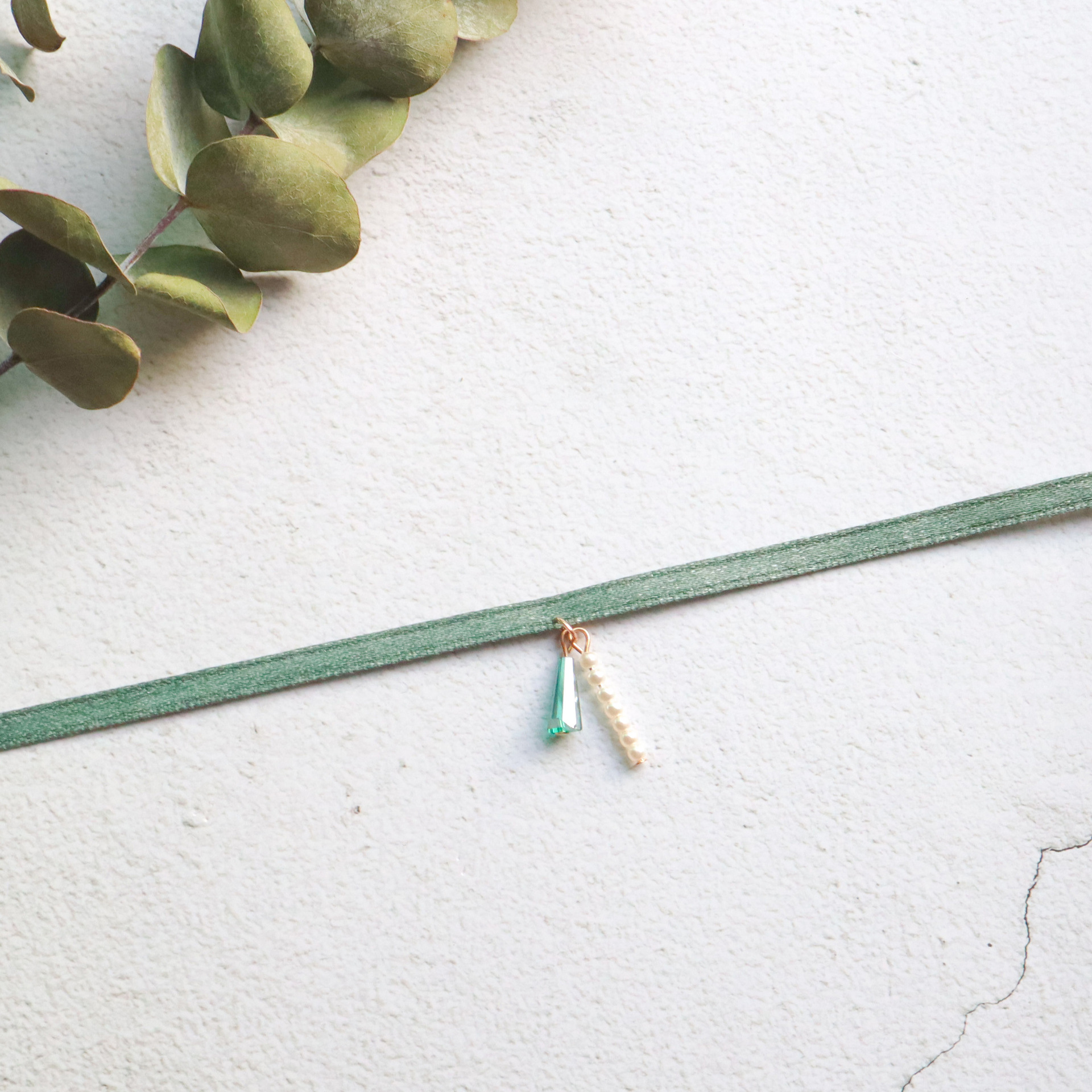 New Accessories Spring Color Super Fairy Mori Girl Crystal Green Leaf Pendant Choker Necklace Clavicle Chain Necklace