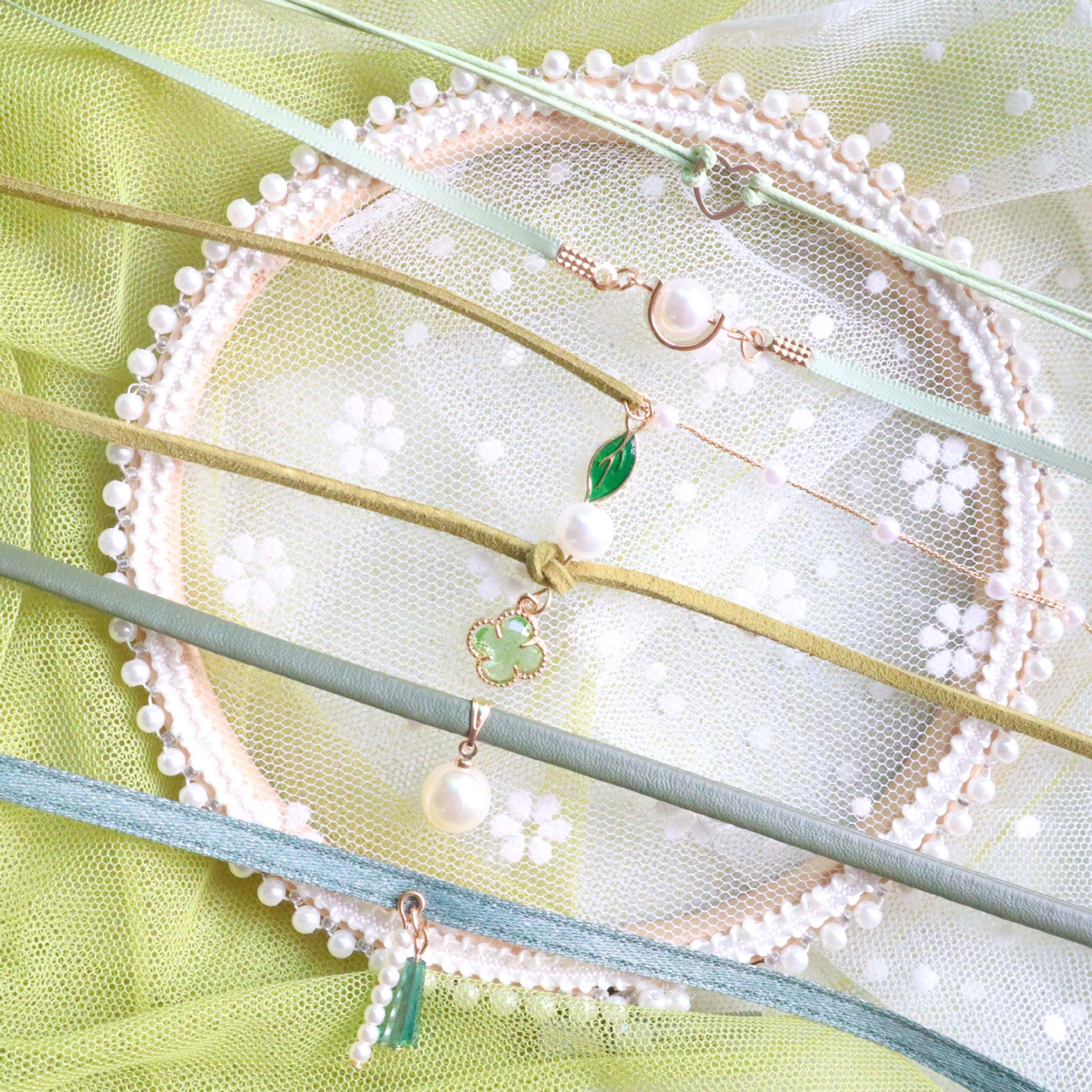 New Accessories Spring Color Super Fairy Mori Girl Crystal Green Leaf Pendant Choker Necklace Clavicle Chain Necklace