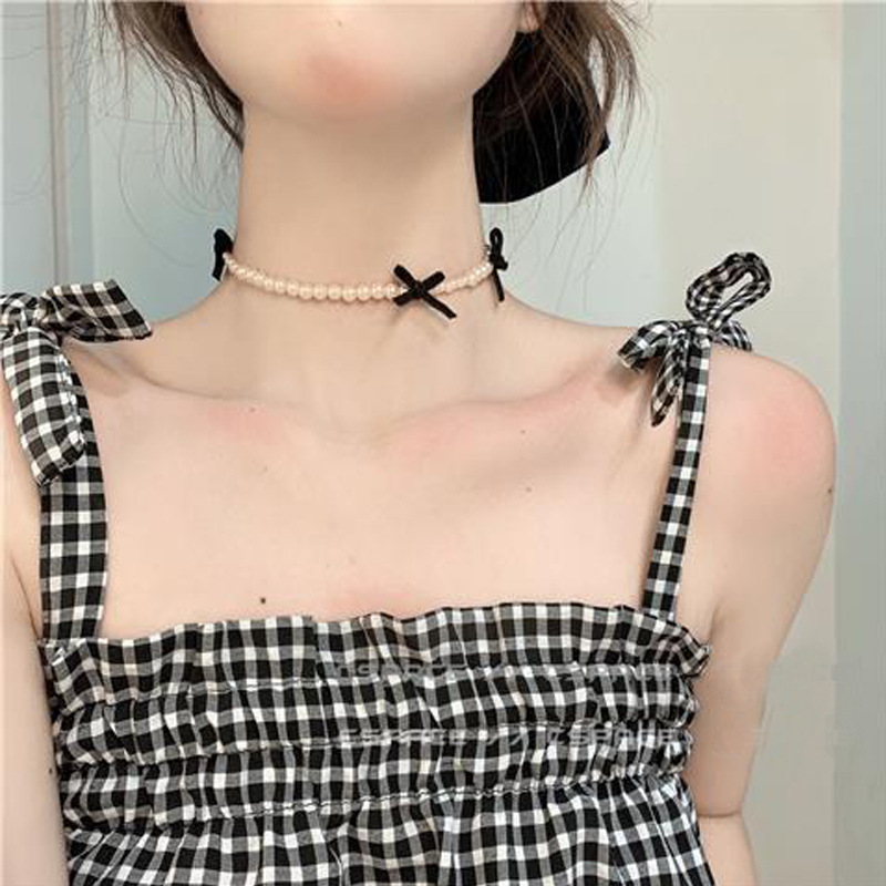 New Accessories Spring Color Super Fairy Mori Girl Crystal Green Leaf Pendant Choker Necklace Clavicle Chain Necklace