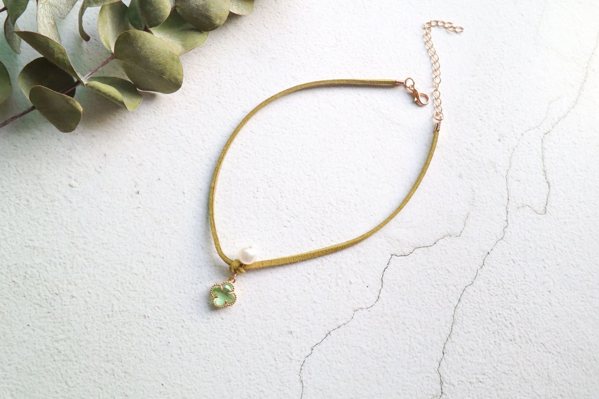 New Accessories Spring Color Super Fairy Mori Girl Crystal Green Leaf Pendant Choker Necklace Clavicle Chain Necklace
