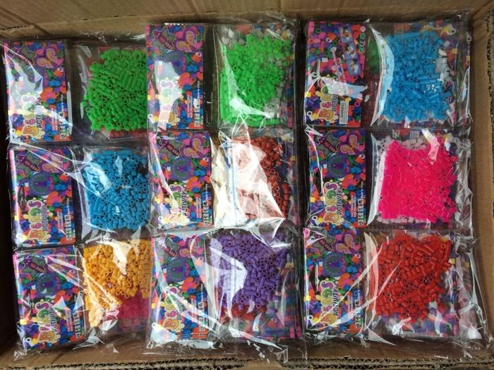 The Rubber band woven pp box set DIY bracelet rainbow elastic letter bead bracelet educational toys The Rubber band woven pp box set DIY bracelet rainbow elastic letter bead bracelet educational toys