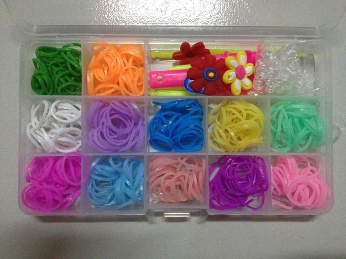 The Rubber band woven pp box set DIY bracelet rainbow elastic letter bead bracelet educational toys The Rubber band woven pp box set DIY bracelet rainbow elastic letter bead bracelet educational toys