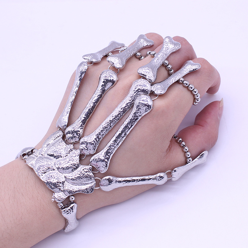 Halloween Ornaments Bracelet European and American Punk Exaggerated Skull Finger Bone Joint Finger Bracelet Women's Jewelry Halloween Ornaments Bracelet European and American Punk Exaggerated Skull Finger Bone Joint Finger Bracelet Women's Jewelry