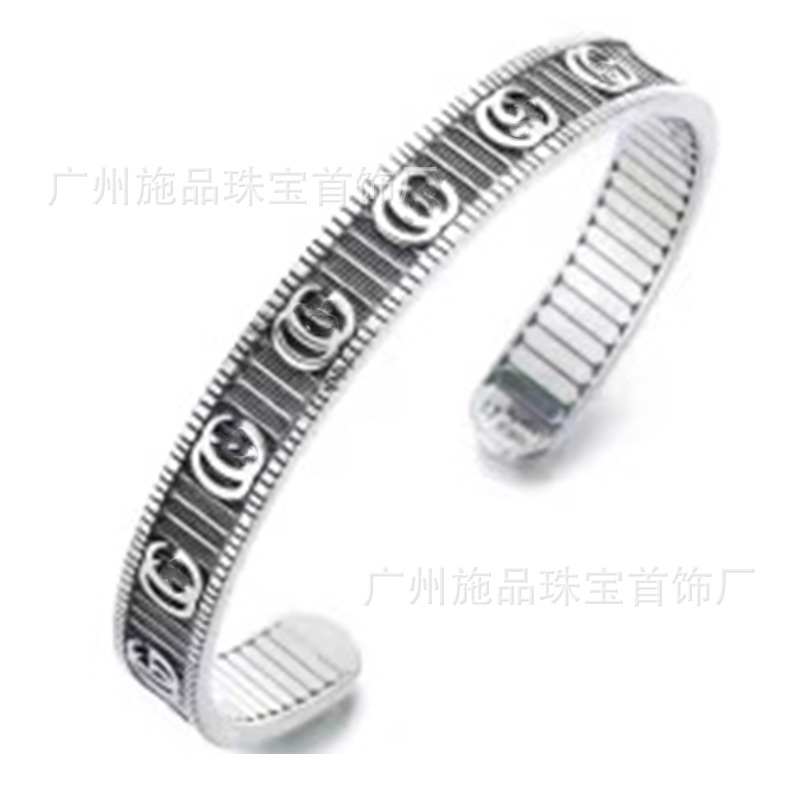 Gujia S925 Silver Bracelet Vintage Distressed Men and Women Couple Double G Skull Elf Bracelet Pattern Carved Bracelet Gujia S925 Silver Bracelet Vintage Distressed Men and Women Couple Double G Skull Elf Bracelet Pattern Carved Bracelet