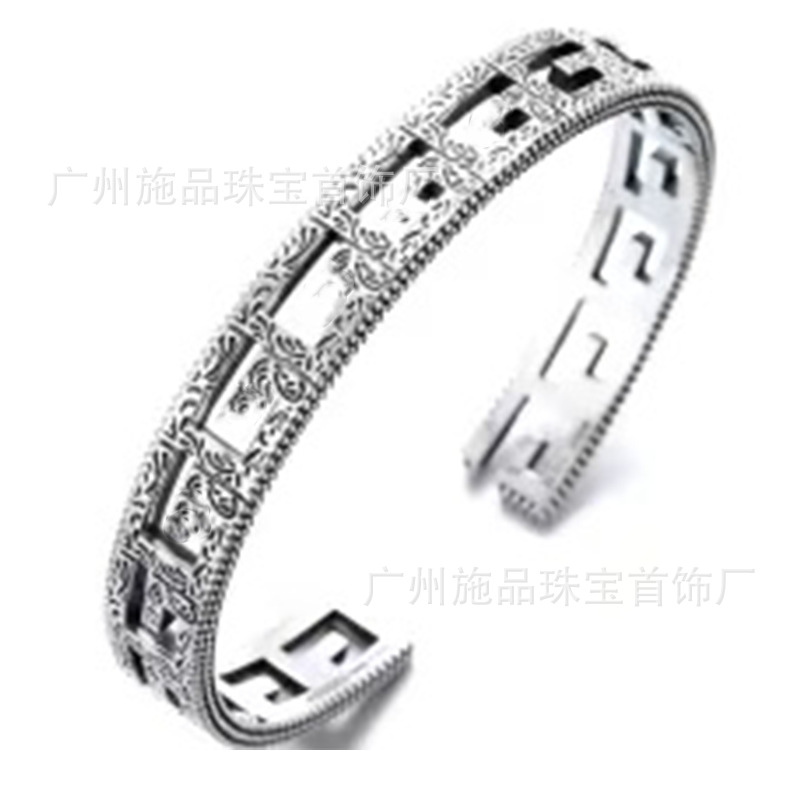 Gujia S925 Silver Bracelet Vintage Distressed Men and Women Couple Double G Skull Elf Bracelet Pattern Carved Bracelet Gujia S925 Silver Bracelet Vintage Distressed Men and Women Couple Double G Skull Elf Bracelet Pattern Carved Bracelet
