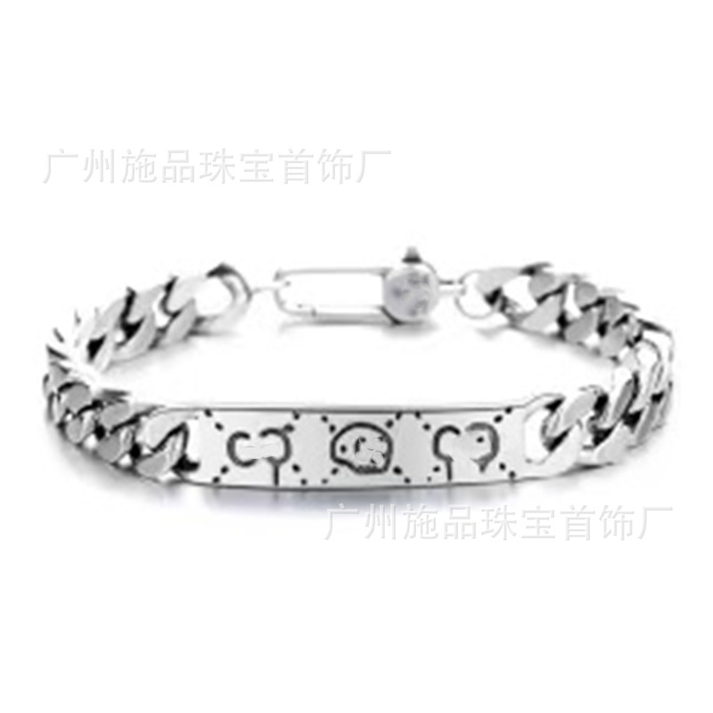 Gujia S925 Silver Bracelet Vintage Distressed Men and Women Couple Double G Skull Elf Bracelet Pattern Carved Bracelet Gujia S925 Silver Bracelet Vintage Distressed Men and Women Couple Double G Skull Elf Bracelet Pattern Carved Bracelet