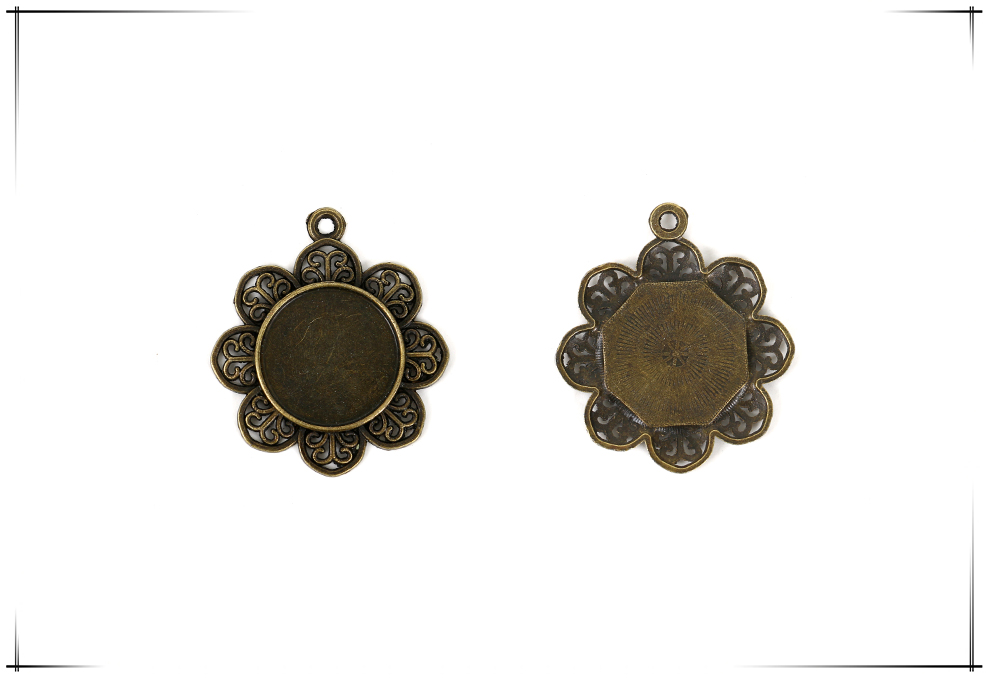 Retro Environmentally Friendly Zinc Alloy Base Support DIY Time Gem Cabochon Necklace Keychain Accessory Alloy Accessories with Various Styles