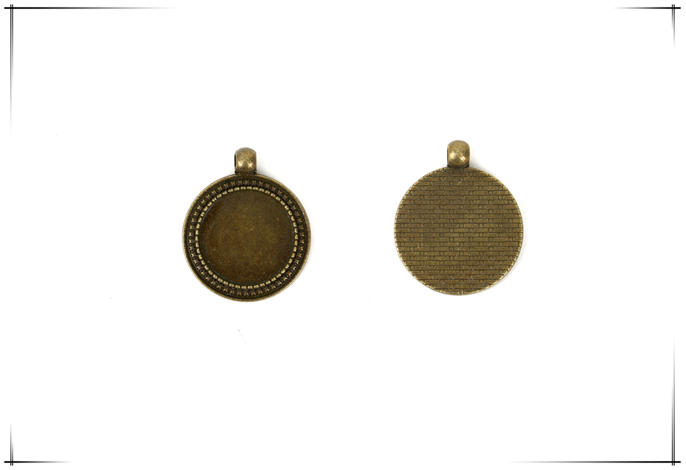 Retro Environmentally Friendly Zinc Alloy Base Support DIY Time Gem Cabochon Necklace Keychain Accessory Alloy Accessories with Various Styles