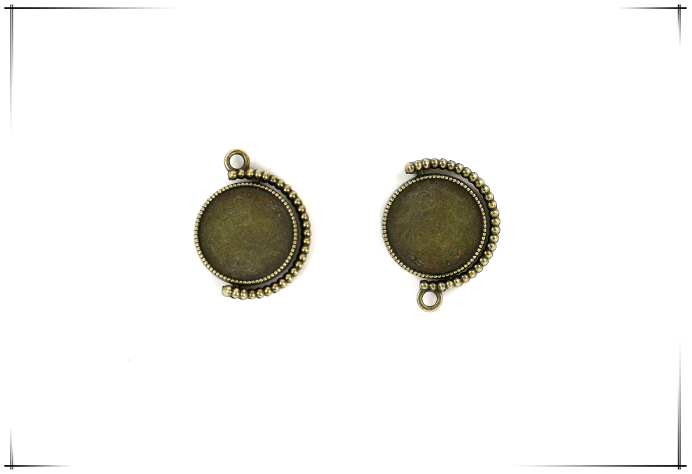 Retro Environmentally Friendly Zinc Alloy Base Support DIY Time Gem Cabochon Necklace Keychain Accessory Alloy Accessories with Various Styles
