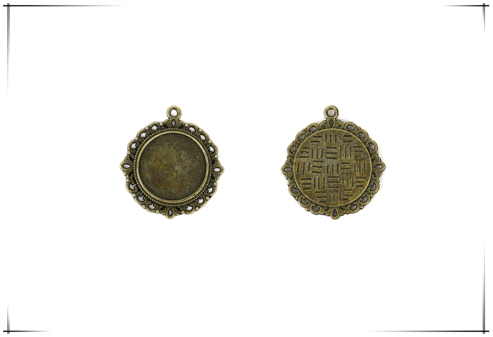 Retro Environmentally Friendly Zinc Alloy Base Support DIY Time Gem Cabochon Necklace Keychain Accessory Alloy Accessories with Various Styles