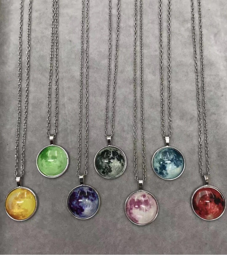 Foreign Trade Hot Sale Luminous Gemstone Necklace Universe Dream Starry Sky Time Gem Cabochon Necklace Personality Light-Emitting Pendant