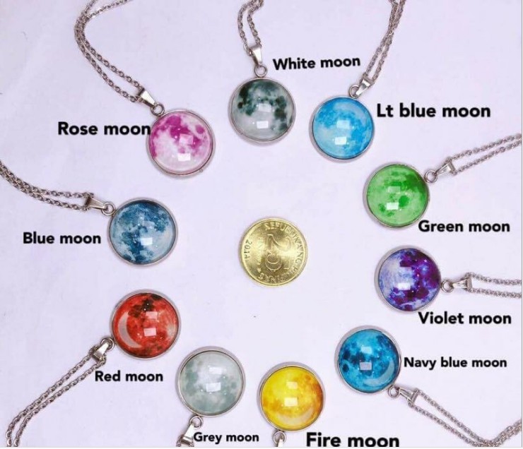Foreign Trade Hot Sale Luminous Gemstone Necklace Universe Dream Starry Sky Time Gem Cabochon Necklace Personality Light-Emitting Pendant