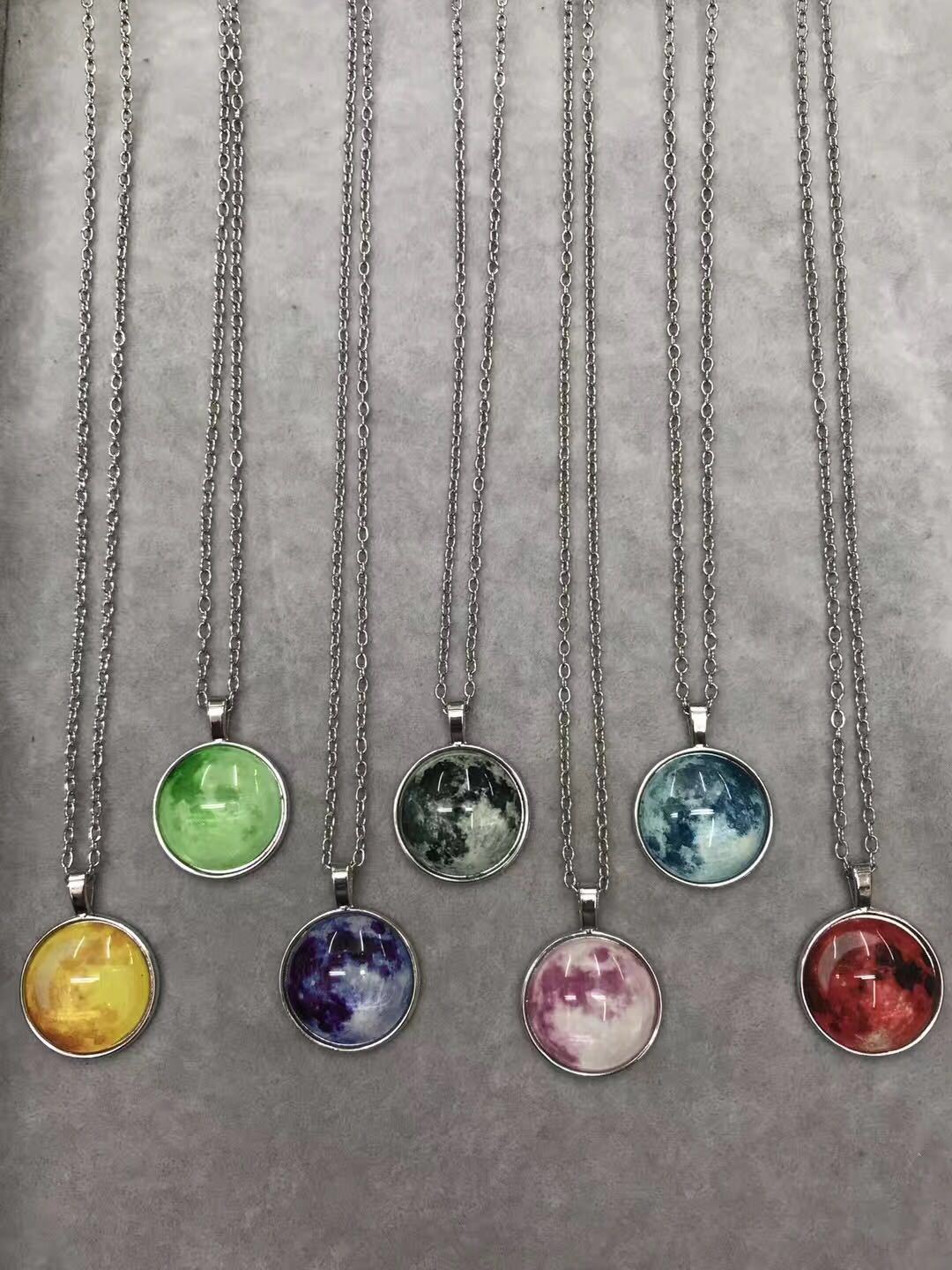 Foreign Trade Hot Sale Luminous Gemstone Necklace Universe Dream Starry Sky Time Gem Cabochon Necklace Personality Light-Emitting Pendant