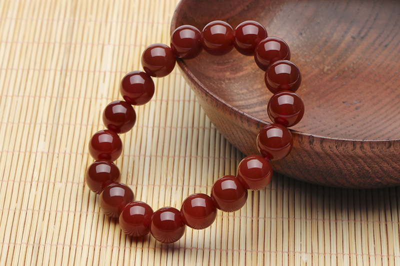 Natural Red Agate Bracelet Girl Couple Fashion Ornament Black Red Crystal Gem Birth Year Bracelet Bracelet Men