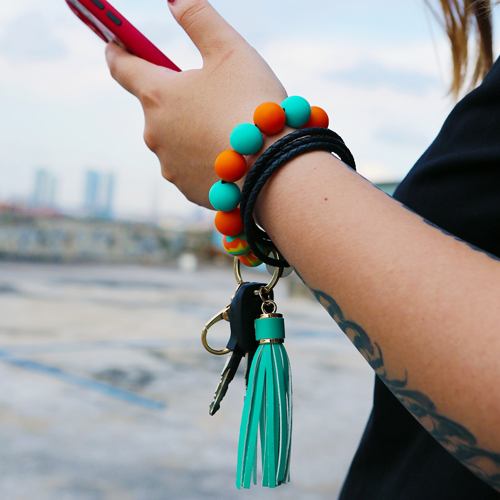Color Silicone Beads Bracelet Key Ring Europe and America Cross Border Water Transfer New Bracelet Bracelet Key Chain Color Silicone Beads Bracelet Key Ring Europe and America Cross Border Water Transfer New Bracelet Bracelet Key Chain