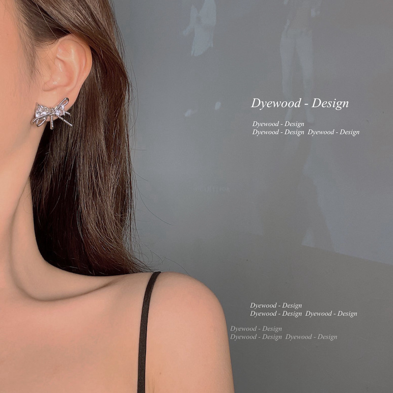 Giant Bow! Beautiful Girl Pure Desire European and American Style Design Sense Earrings Women's Trendy New Personalized Ear Studs 925 Earrings Giant Bow! Beautiful Girl Pure Desire European and American Style Design Sense Earrings Women's Trendy New Personalized Ear Studs 925 Earrings