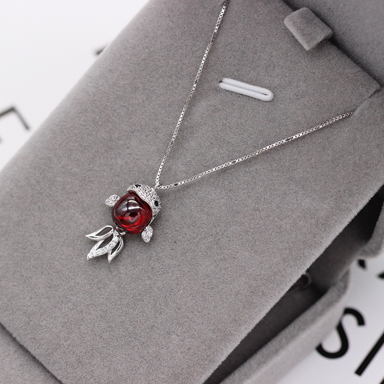 S925 pure silver plated platinum use garnet goldfish necklace simple and stylish valentine &#039;s day gift popular in Chesapeake and Japan
