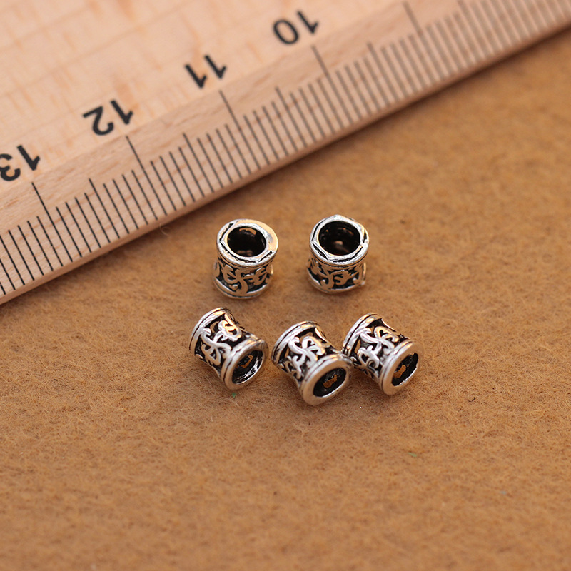 The S925 Pure Yintai Silver Accessories wholesale DIY bracelet Garnet Beaded Bead hollowed-out pattern beads The S925 Pure Yintai Silver Accessories wholesale DIY bracelet Garnet Beaded Bead hollowed-out pattern beads