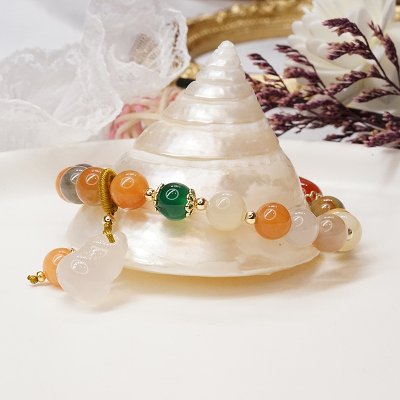 New Chalcedony Gourd Bracelet Women's Retro Chinese Style Ethnic Olivine Bracelet Simple Jinsi Jade Bracelet Wholesale New Chalcedony Gourd Bracelet Women's Retro Chinese Style Ethnic Olivine Bracelet Simple Jinsi Jade Bracelet Wholesale