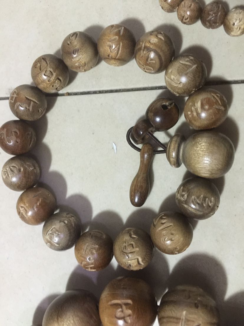 Authentic natural ancient camphor wood/camphor wood six character wooden fish buddhist beads hand string insect repellent refreshing bracelet ornaments