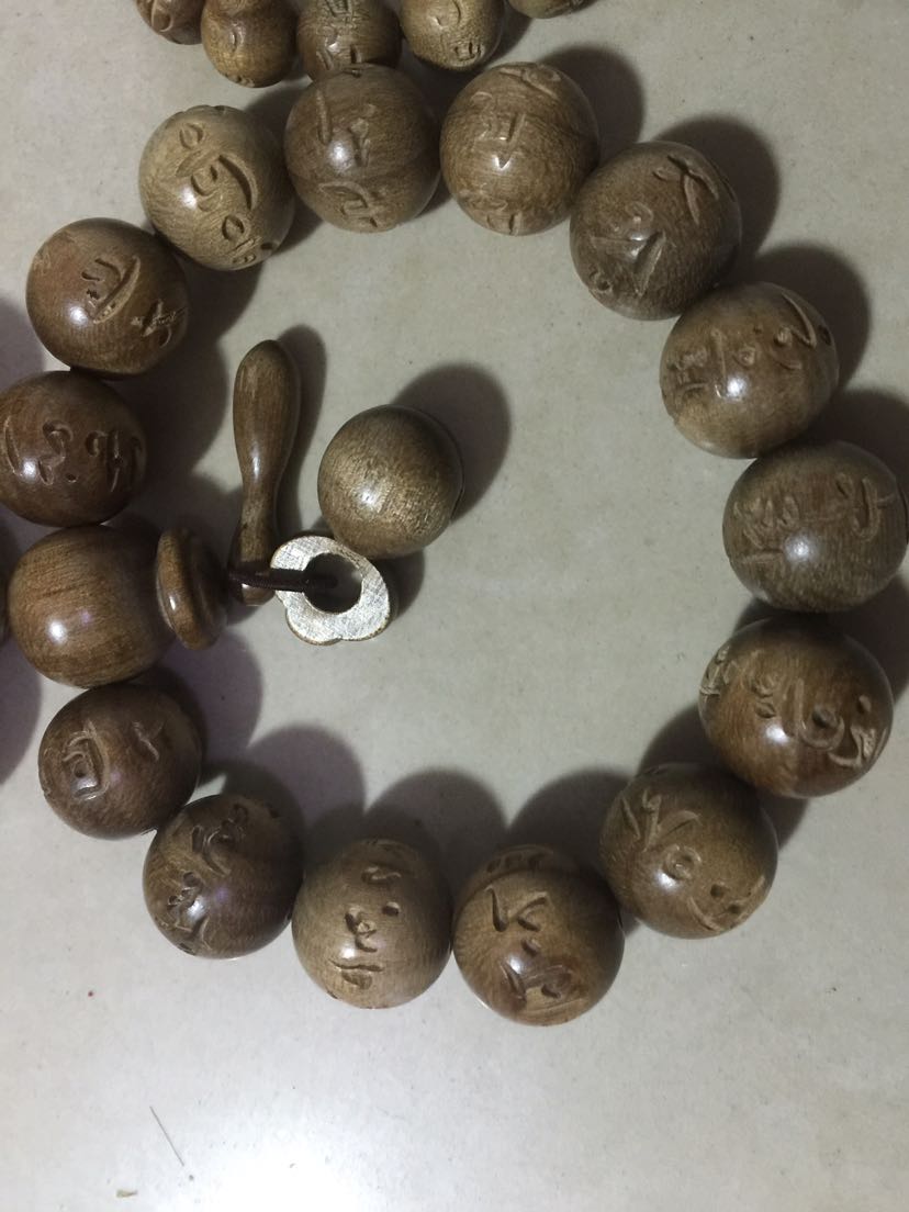 Authentic natural ancient camphor wood/camphor wood six character wooden fish buddhist beads hand string insect repellent refreshing bracelet ornaments