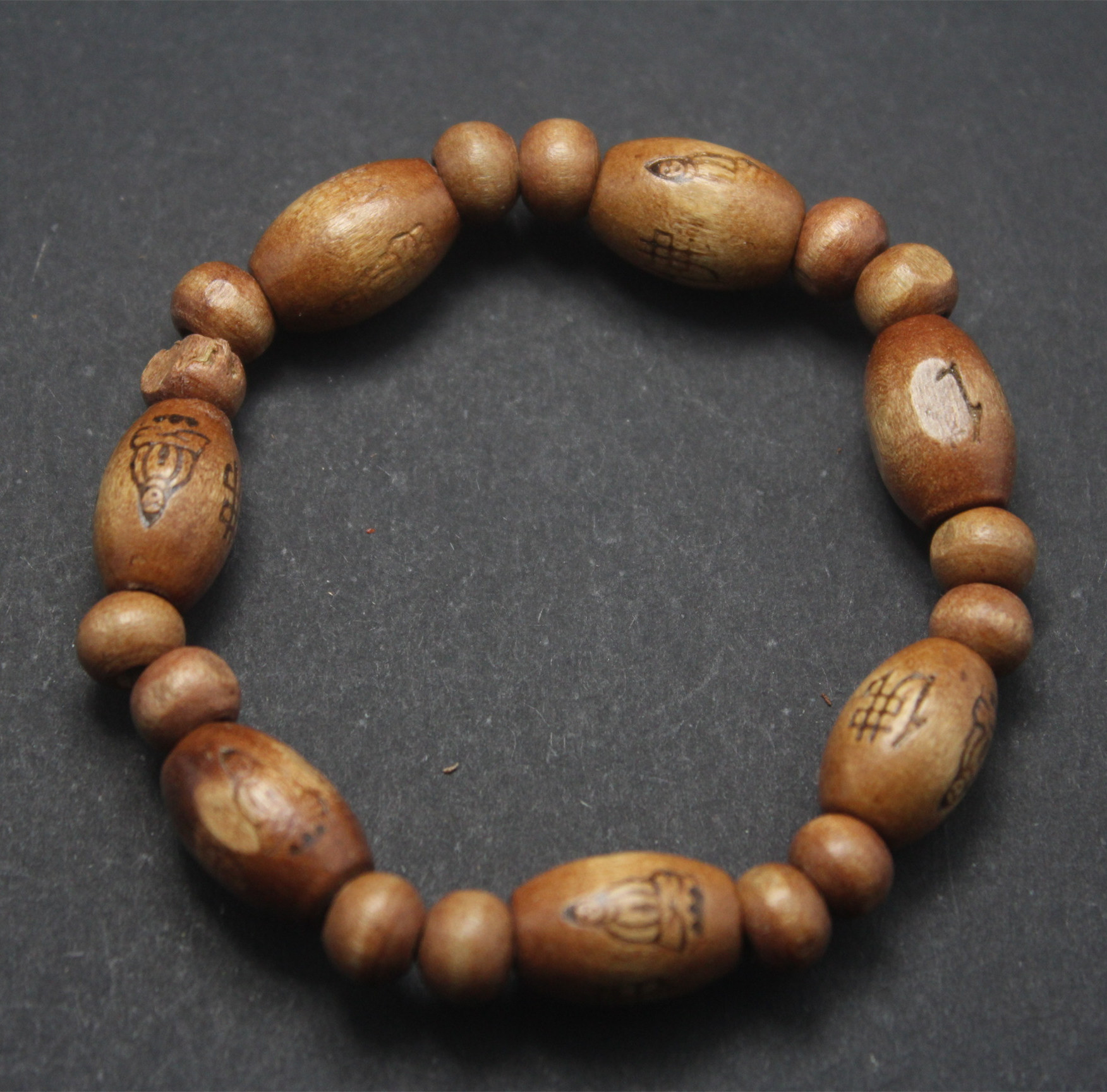 Small gifts luohanzhu wooden engraved buddhist beads bracelet gifts gifts gifts Buddha beads yiwu Small commodity wholesale city