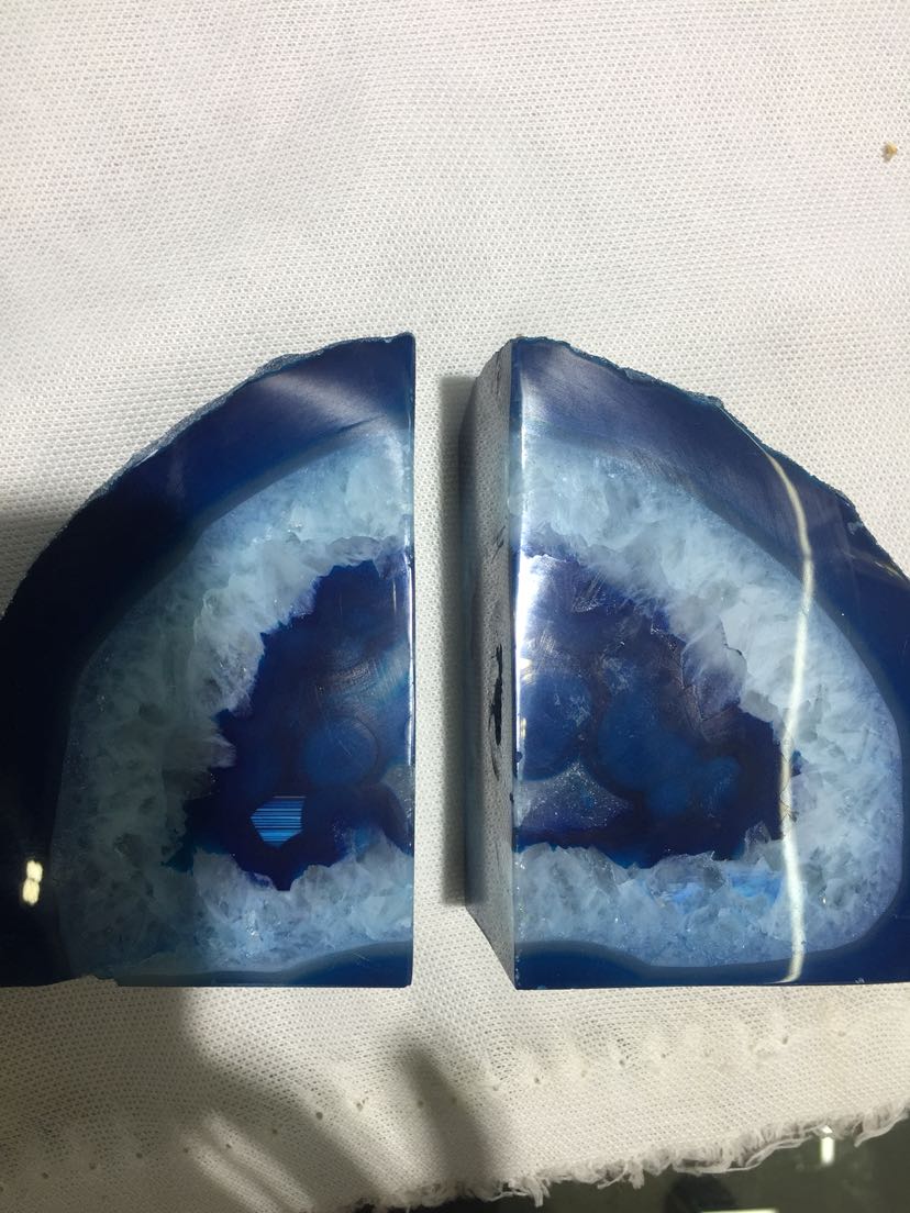 Agate Rough Stone Can Be Used as Book End
