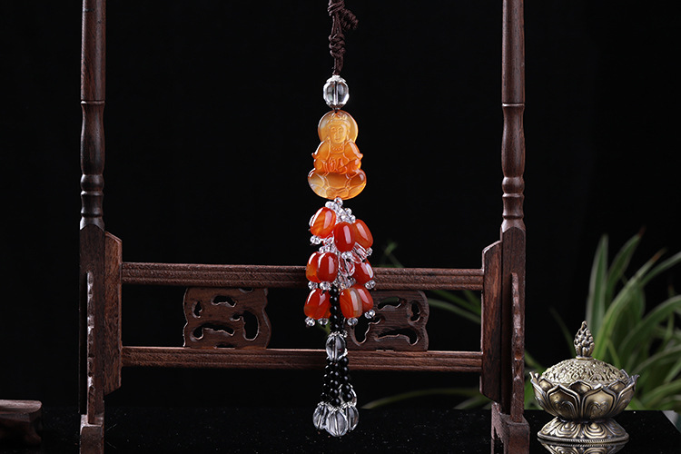 High-grade agate chalcedony auto pendant wholesale carbamide safety buckle car hanging