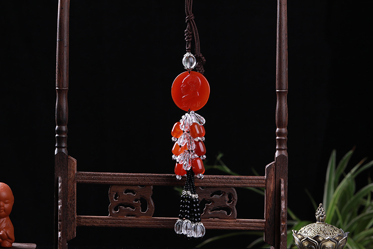 High-grade agate chalcedony auto pendant wholesale carbamide safety buckle car hanging