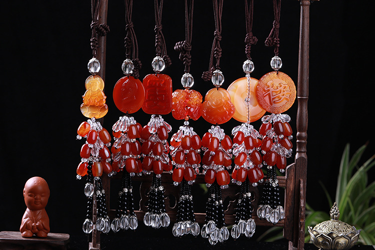High-grade agate chalcedony auto pendant wholesale carbamide safety buckle car hanging