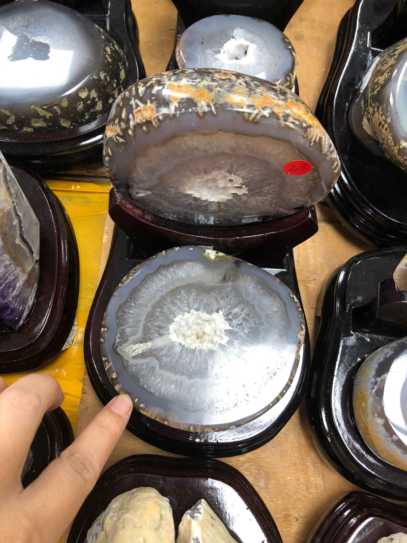 Cornucopia Natural Agate Stone