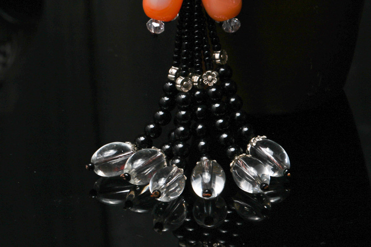 Natural white chalcedony agate car hanging high-grade chalcedony car hanging PI xiu ping button
