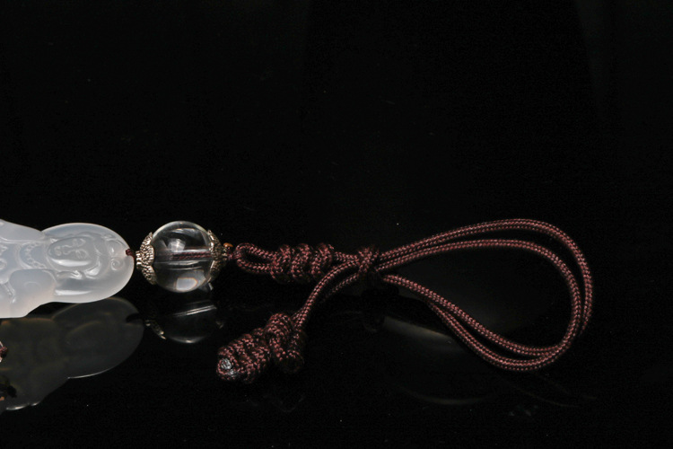 Natural white chalcedony agate car hanging high-grade chalcedony car hanging PI xiu ping button