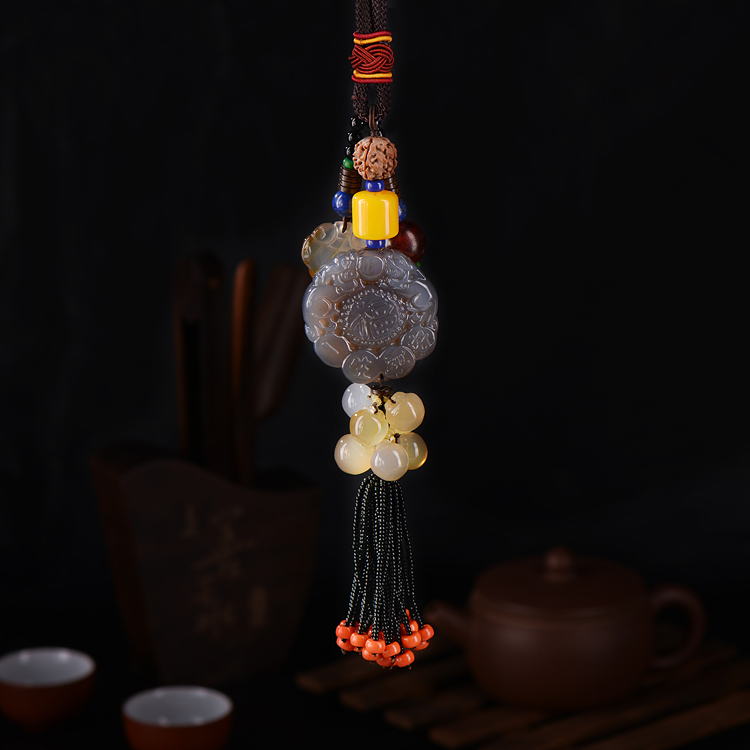 High-grade natural agate jade medullary car hanging round card fu zi jade medullary apple car hanging wholesale