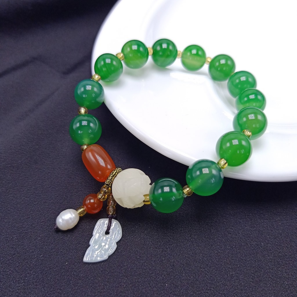 Natural Red Agate Green Agate Bracelet Moisturizing Women&#039;s Bracelet Hanging Burma Jade Small Leaf Pearl Duobao Bracelet