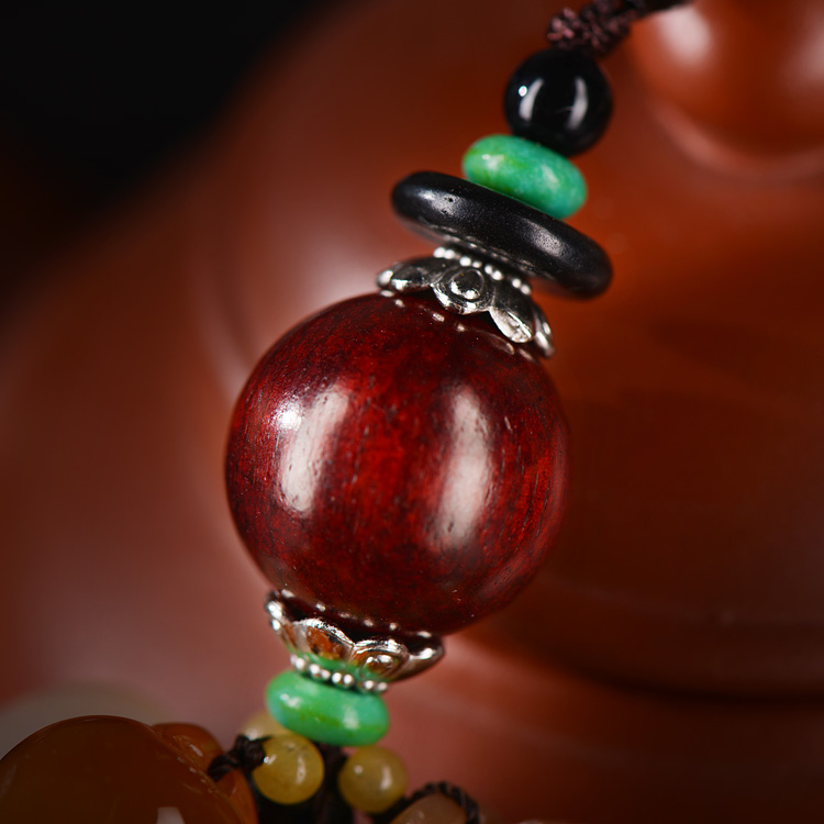 Hanging gourd magnolia water drop Natural agate chalcedony car pendant to protect safe car hanging gourd magnolia water drop