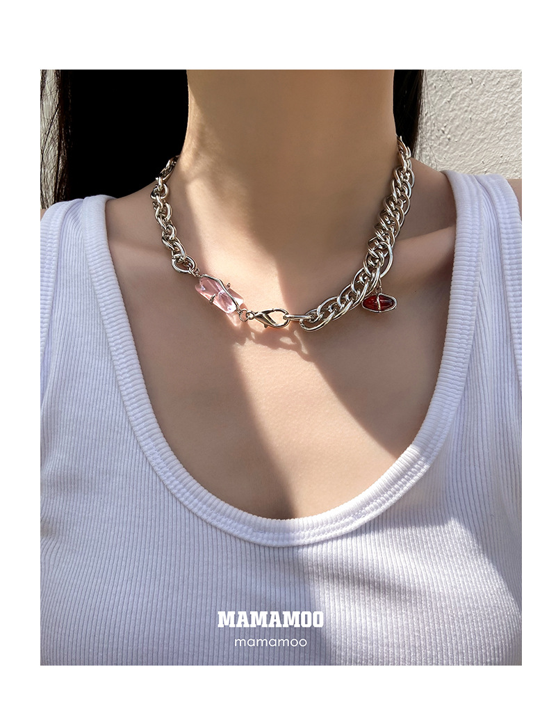 INS Cool Style Pink Crystal Clavicle Chain Women's Summer Niche High-Grade Design Necklace Internet Celebrity Temperament Necklace INS Cool Style Pink Crystal Clavicle Chain Women's Summer Niche High-Grade Design Necklace Internet Celebrity Temperament Necklace