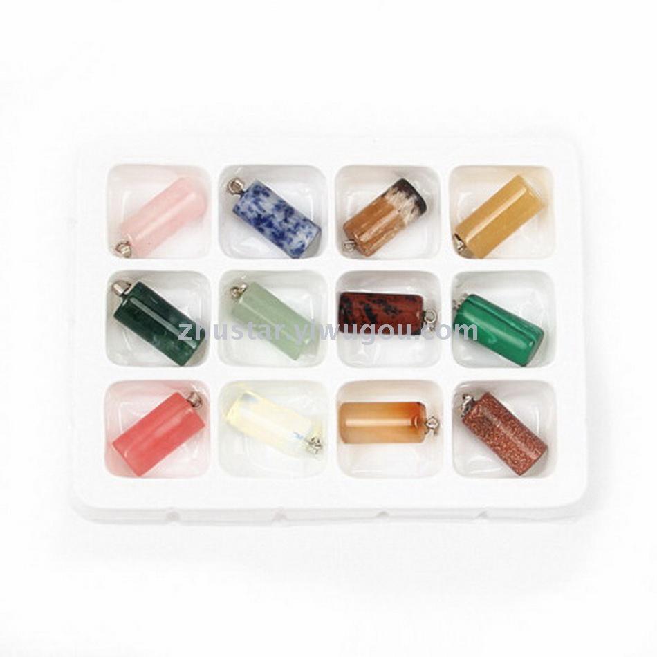 Natural stone, crystal, amethyst, agate, opal, tiger eye stone, various pendants. Natural stone, crystal, amethyst, agate, opal, tiger eye stone, various pendants.