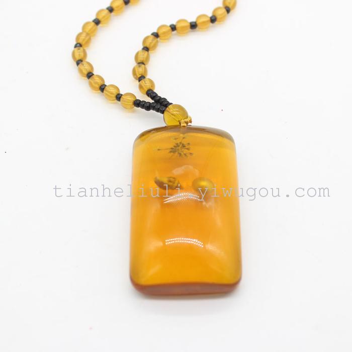 Personalized women's accessories Pendant is the Retro Beeswax folk art style long Necklace, female versatile Spring and summer sweater chain