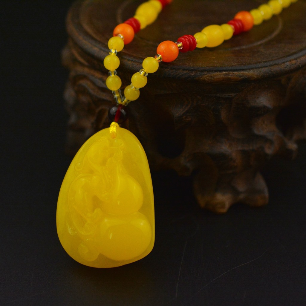 Hot Selling Second-Generation Ceromel Long Sweater Chain Fluorescent Floating Beeswax Necklace, Beeswax Pendant Wholesale
