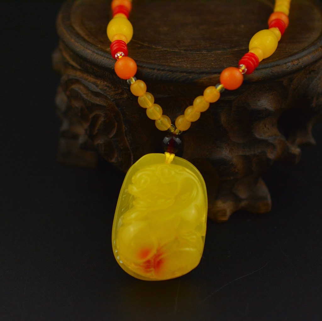 Hot Selling Second-Generation Ceromel Long Sweater Chain Fluorescent Floating Beeswax Necklace, Beeswax Pendant Wholesale