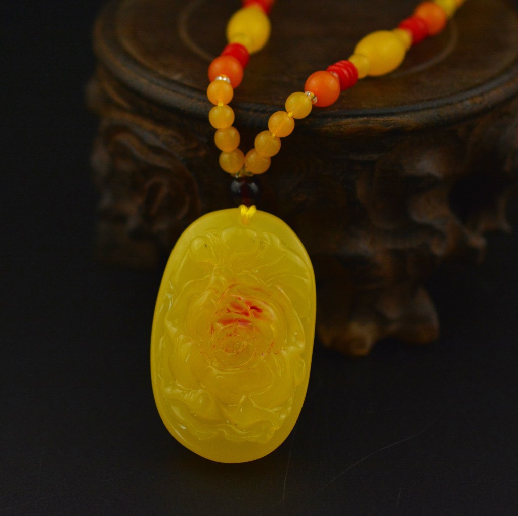 Hot Selling Second-Generation Ceromel Long Sweater Chain Fluorescent Floating Beeswax Necklace, Beeswax Pendant Wholesale
