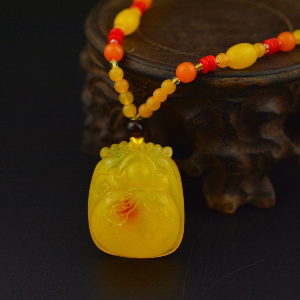 Hot Selling Second-Generation Ceromel Long Sweater Chain Fluorescent Floating Beeswax Necklace, Beeswax Pendant Wholesale