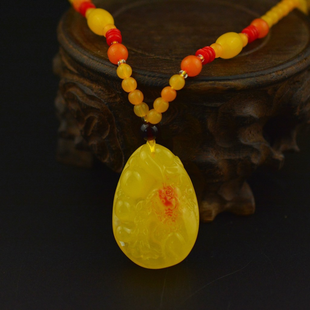Hot Selling Second-Generation Ceromel Long Sweater Chain Fluorescent Floating Beeswax Necklace, Beeswax Pendant Wholesale