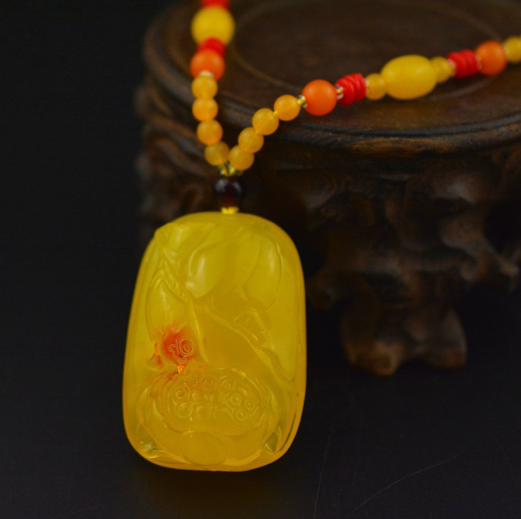 Hot Selling Second-Generation Ceromel Long Sweater Chain Fluorescent Floating Beeswax Necklace, Beeswax Pendant Wholesale