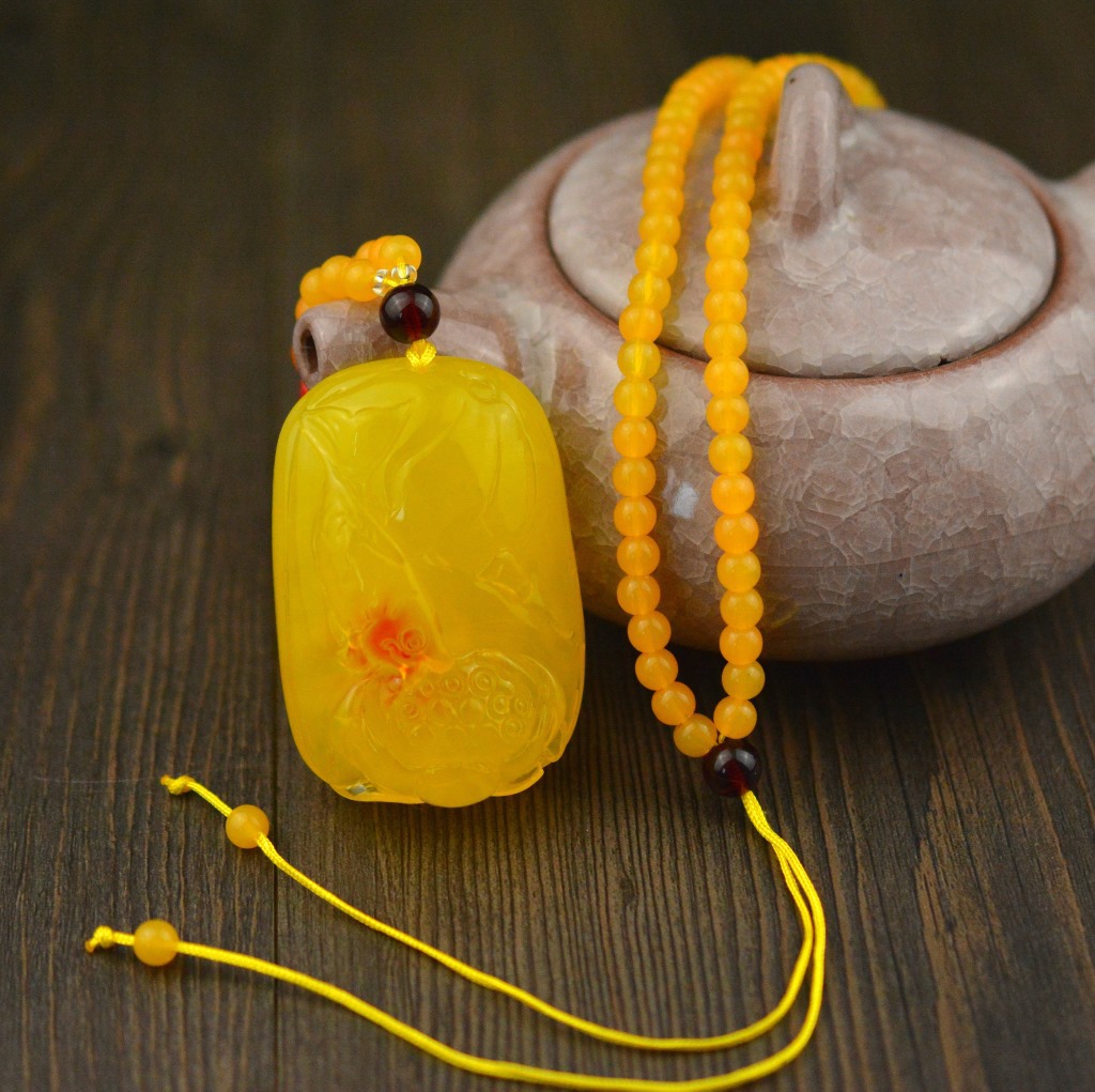 Hot Selling Second-Generation Ceromel Long Sweater Chain Fluorescent Floating Beeswax Necklace, Beeswax Pendant Wholesale