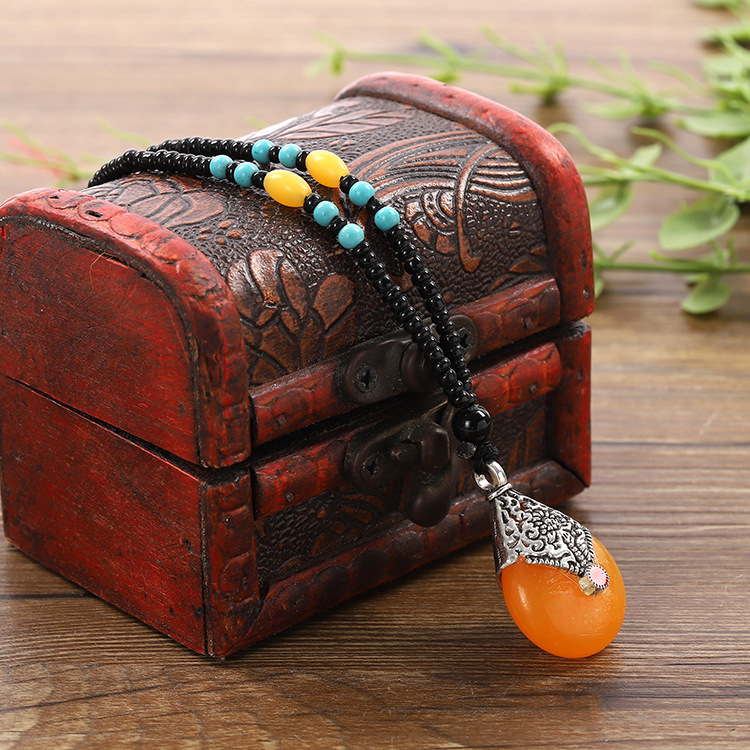 Imitation Beeswax Sweater Chain Resin Chinese Style Pendant Old Beeswax Alloy Beads Necklace Promotional Novelties Wholesale