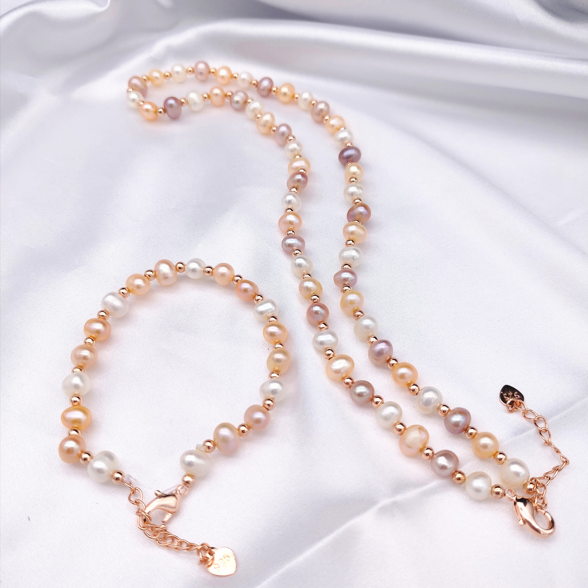 New Pearl Necklace Gift Wholesale Jewelry Gifts Natural Freshwater Pearl Necklace Bracelet Nearly round Beads