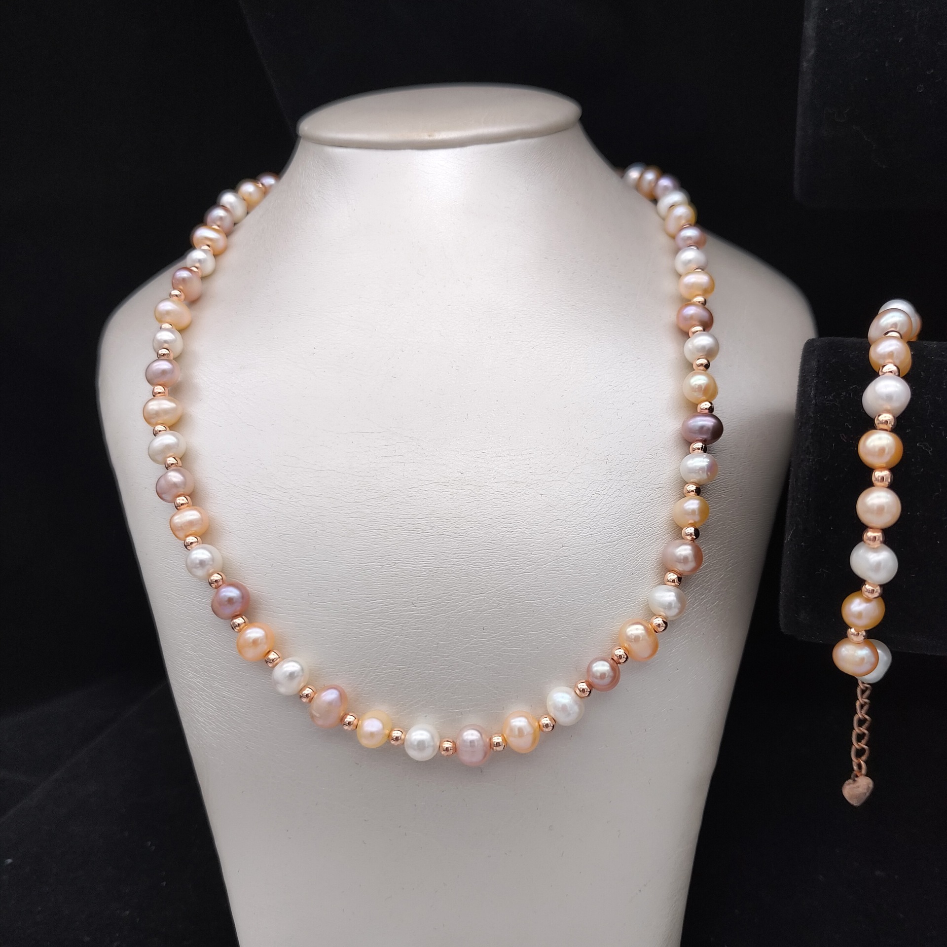 New Pearl Necklace Gift Wholesale Jewelry Gifts Natural Freshwater Pearl Necklace Bracelet Nearly round Beads